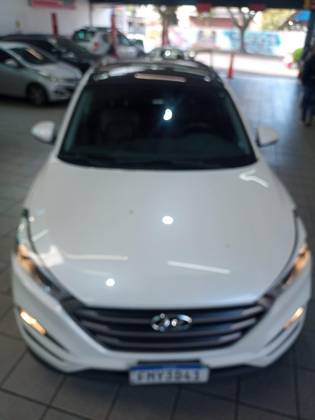 HYUNDAI TUCSON 1.6 16V T-GDI GASOLINA GLS ECOSHIFT HYUNDAI TUCSON 1.6 16V T-GDI GASOLINA GLS ECOSHIFT